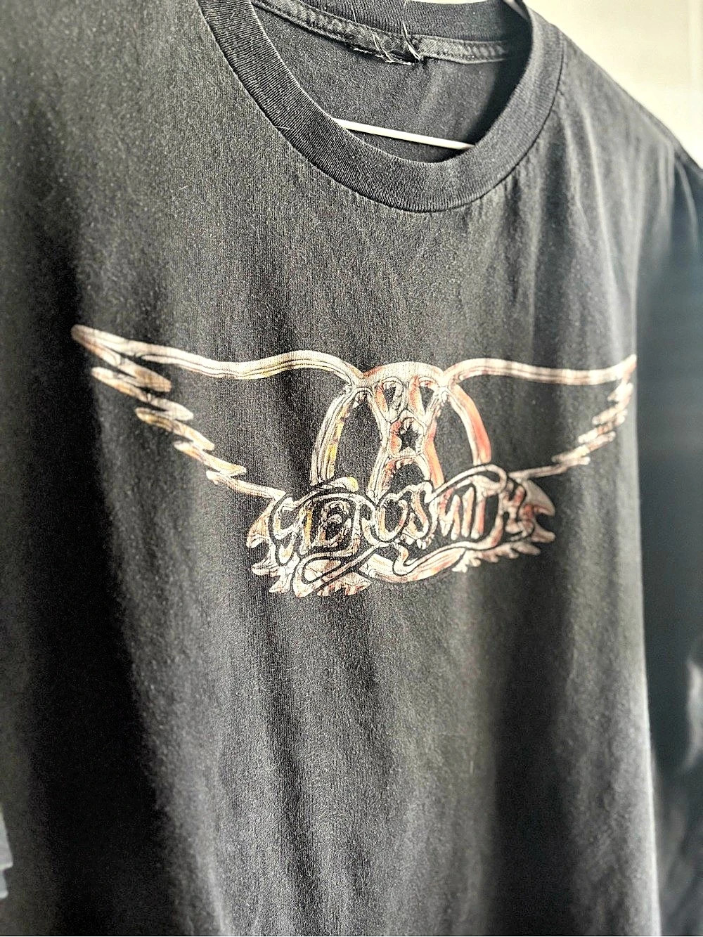 Y2K 2001 Aerosmith Wings graphic band tee - Picture 3 of 7